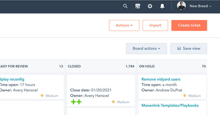 HubSpot tickets kanban board